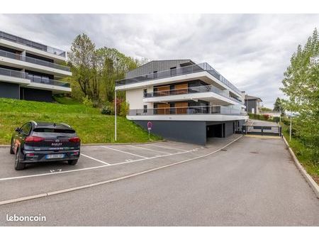 parking/box évian-les-bains