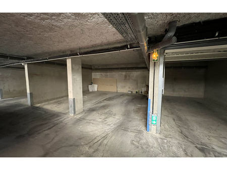 vente parking 14 m² castries (34160)