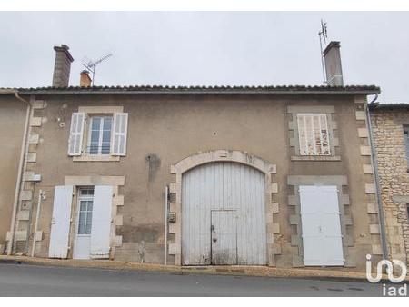 vente maison à saint-laurent-de-céris (16450) : à vendre / 165m² saint-laurent-de-céris