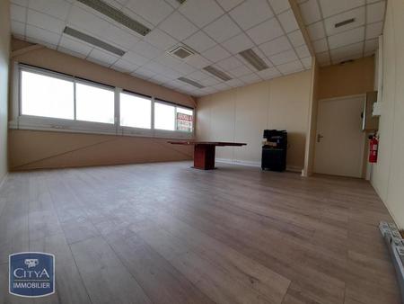 location local commercial quincy-voisins (77860)  1 676€