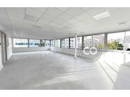 location bureau 1740 m² courbevoie (92400)