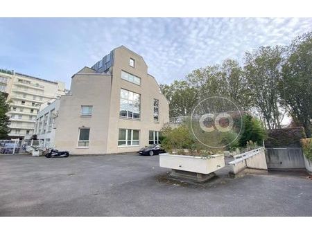 location local industriel 696 m² boulogne-billancourt (92100)
