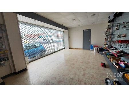 vente locaux professionnels 300 m²