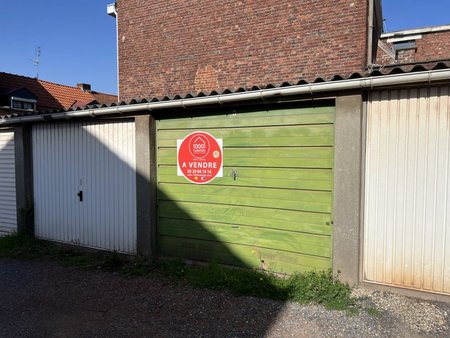 en vente garage-parking 15 m² – 19 000 € |neuville-en-ferrain