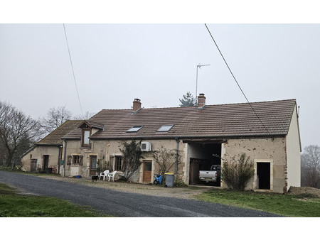 ferme de 5 chambres  avec annexe  dépendances  poulaillers  terrain bio. 11.756 hectares