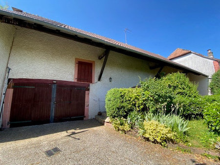 bessoncourt - en coeur de village - ferme de 227 m2 (vb3473)