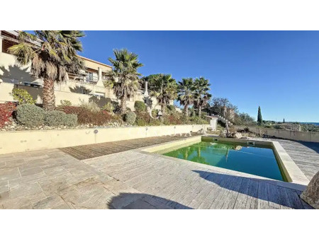 villa avec piscine et terrasse clermont-l'herault (34)