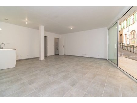 dpt var (83)  à vendre pourrieres appartement t2 de 43 m² - terrasse - grande pièce à vivr