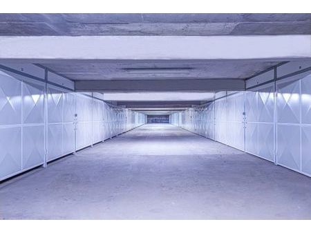 bordeaux centre – chartrons - immeuble haut de gamme – 9 parkings neufs boxables/stockage/