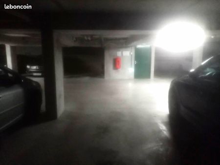 emplacement parking souterrain-île de nantes