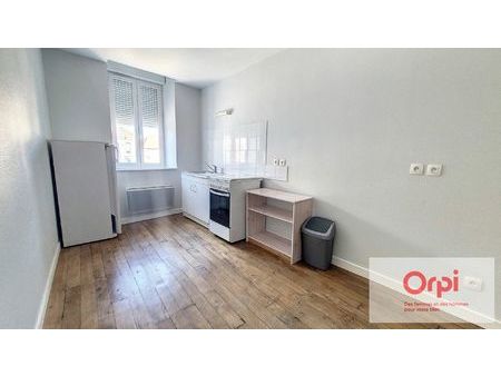 location appartement  32.47 m² t-1 à montmarault  325 €
