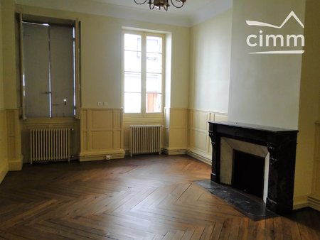 quartier mairie bureaux 2 pieces 60m²