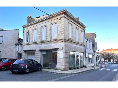 vente immeuble pauillac (33250)