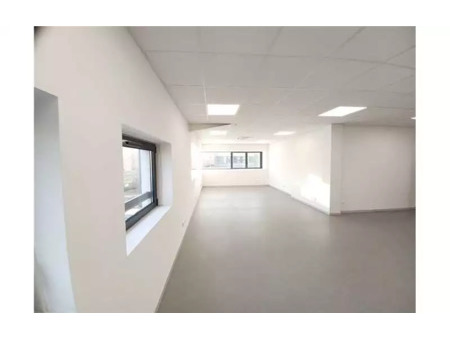 location de bureau de 67 m² à bussy-saint-georges - 77600