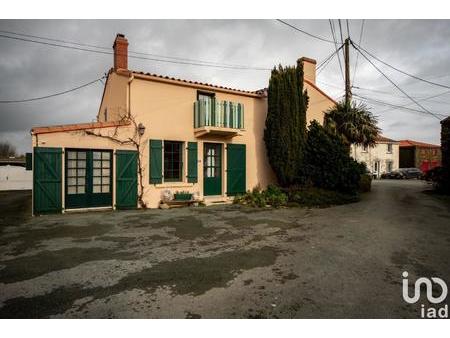 vente maison à saint-georges-de-montaigu (85600) : à vendre / 134m² saint-georges-de-monta
