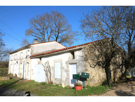 vente maison 4 pièces 126m2 saint-savinien 17350 - 227900 € - surface privée