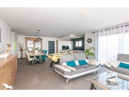 vente maison 5 pièces 136 m² valras-plage (34350)