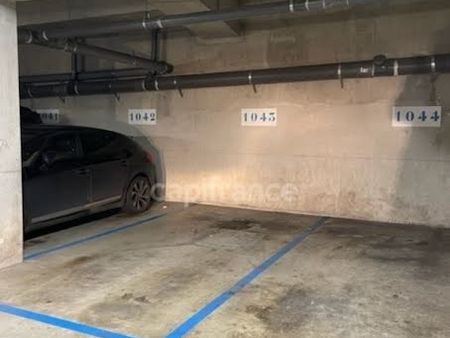 vente parking 1 pièce 14 m²