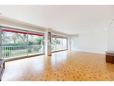 casavo vous propose à la vente cet appartement de 5 pièces de 124 m² localisé avenue de la