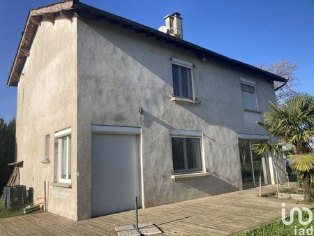 vente maison à saint-cyr-les-vignes (42210) : à vendre / 138m² saint-cyr-les-vignes