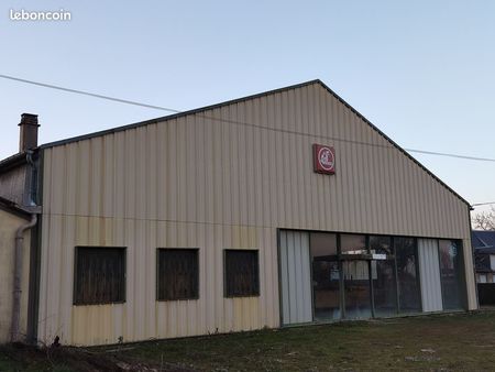 location hangar  entrepôt  local industriel