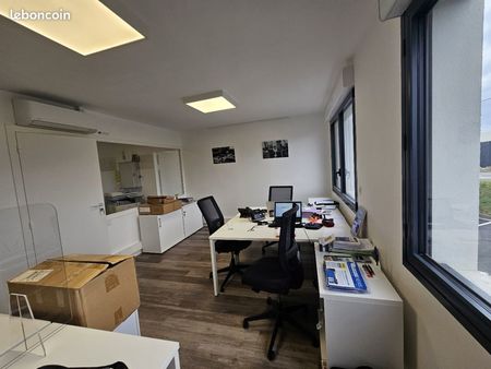 bureaux 160 m² saint-barthélemy-d'anjou