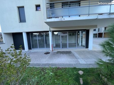 local 85 m² etrembieres