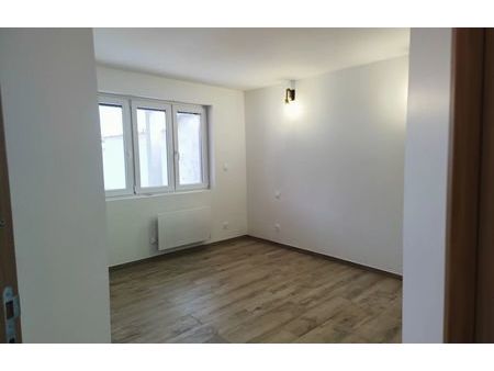 vente appartement 4 pièces 74 m² saint-genest-lerpt (42530)
