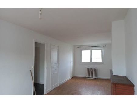 location appartement 2 pièces 50 m² calais (62100)