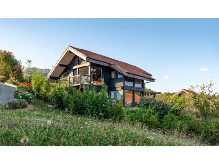 maison de prestige en vente à archamps : maison bois contemporaine de 136 m² sera composée