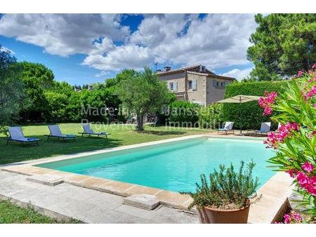 villa de 5 pièces de luxe en location paradou  provence-alpes-côte d'azur