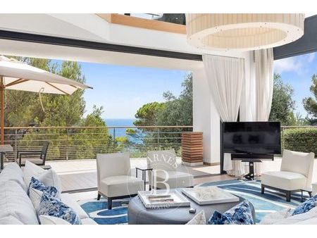 villa de 10 pièces de luxe en location saint-jean-cap-ferrat  provence-alpes-côte d'azur