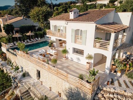 villa de 6 pièces de luxe en location vence  france