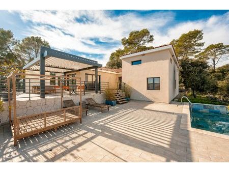 maison montfort-sur-argens 170 m² t-5 à vendre  630 000 €