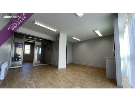 bureau 48 m²