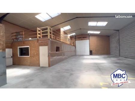 local commercial 550 m² varades