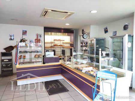 commerce boulangerie 125 m²
