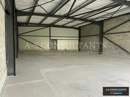 local commercial 236 m²