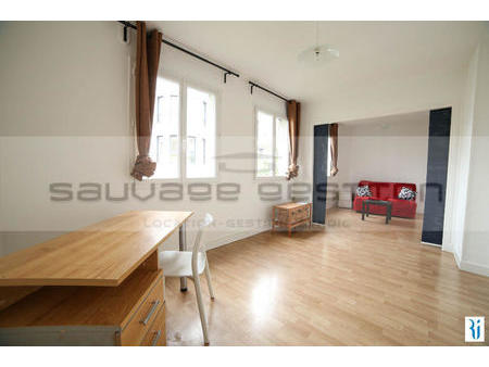 location appartement t1 meublé à rouen vieux-marché - st eloi (76000) : à louer t1 meublé 