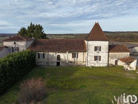 vente maison à montmoreau-saint-cybard (16190) : à vendre / 315m² montmoreau-saint-cybard
