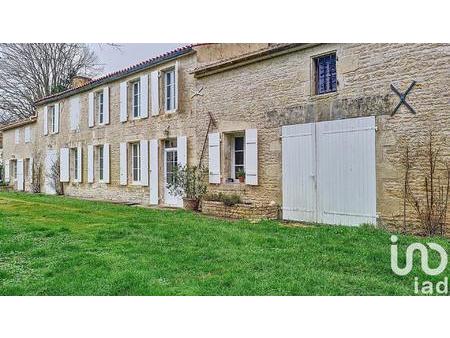 vente maison à saint-mard (17700) : à vendre / 210m² saint-mard