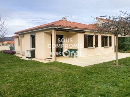 maison vic-le-comte 97 m² t-4 à vendre  293 500 €