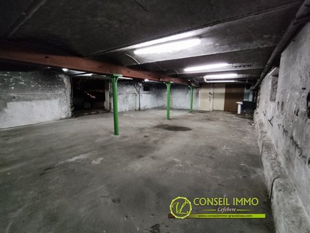 à louer garage-parking 93 29 m² – 300 € |bourbourg