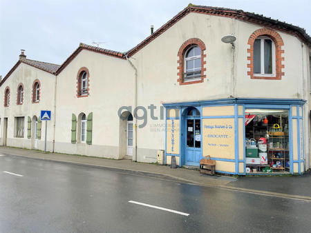 vente maison à saint-denis-la-chevasse (85170) : à vendre / 180m² saint-denis-la-chevasse