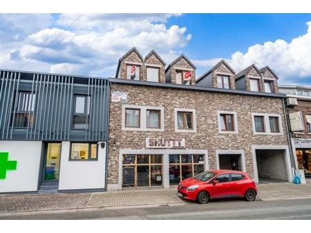 appartement 2 chambres avec garage idéalement situé