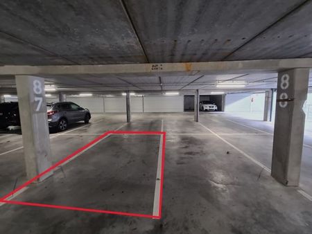 emplacement de parking couvert - copropriete securisee