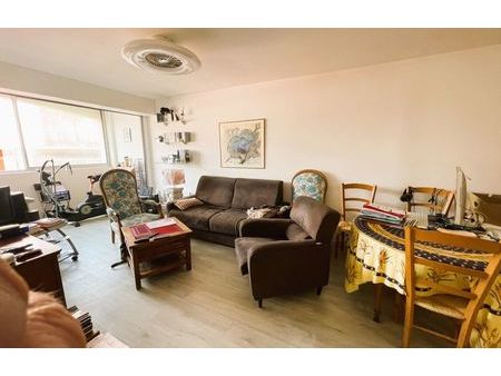 vente appartement en viager 81 m² sète (34200)
