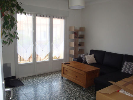 location appartement 3 pièces 58m2 perpignan 66000 - 590 € - surface privée