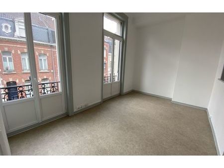 location appartement 1 pièce 25 m² roubaix (59100)