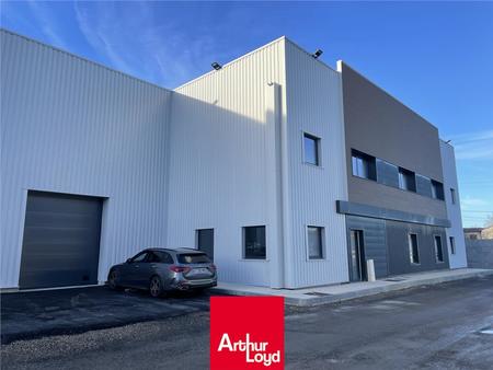 location d'entrepôt de 703 m² à la tour-de-salvagny - 69890